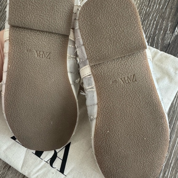 Zara kids flat shoes - Picture 4 of 4